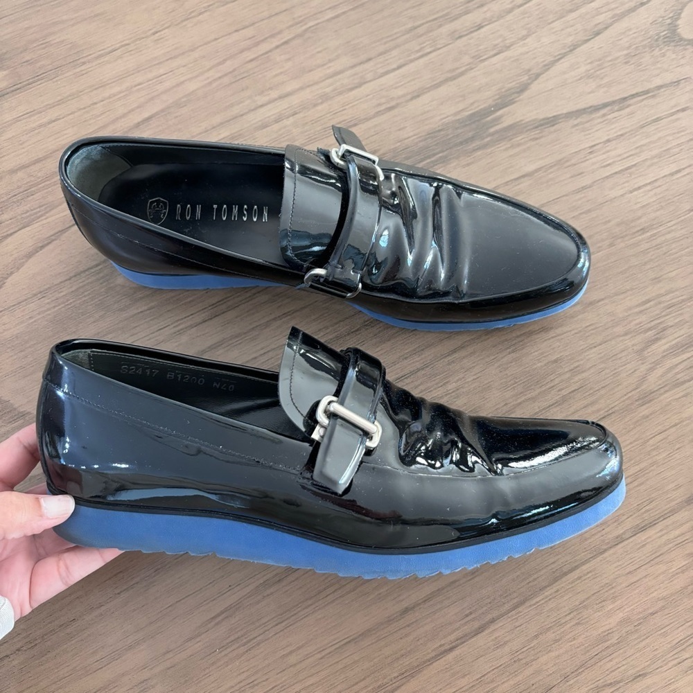 Ron Tomson‎ Black Patent Leather Loafers Blue Soles Dress Shoes Size 40